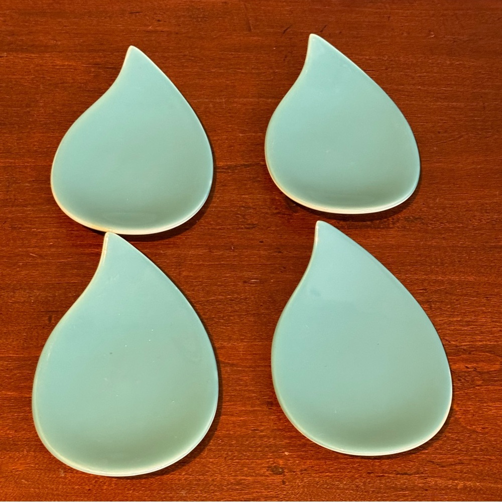 Set of 4 CB2 MCM TEARDROP Appetizer PLATES in Aqua